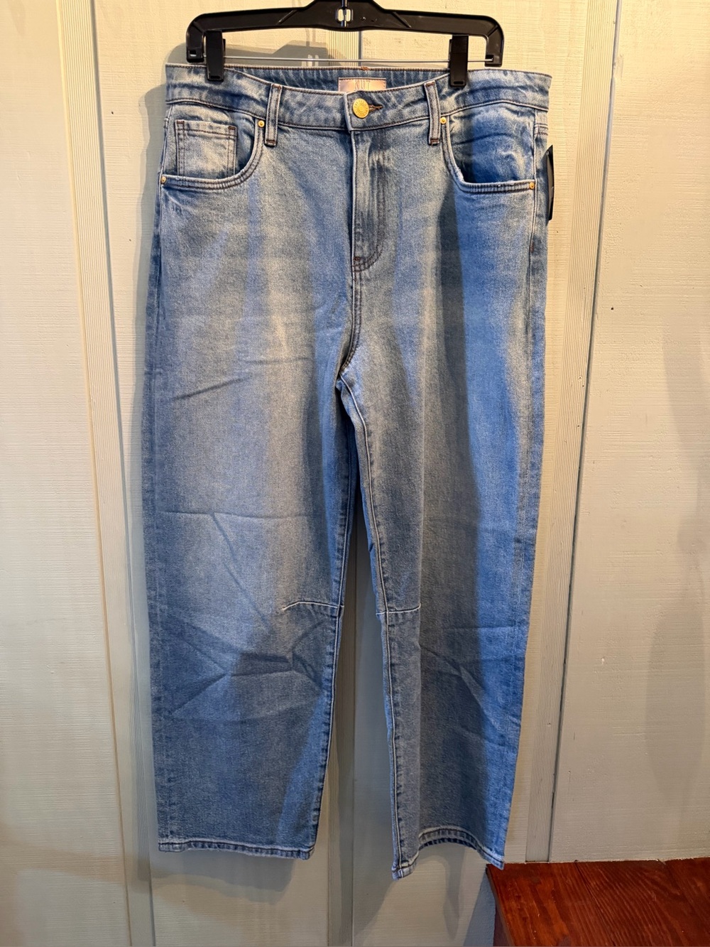 Kut from the Kluth Barrel Jeans